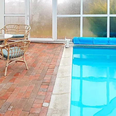 بيت للعطل Luxury Retreat With Pool *